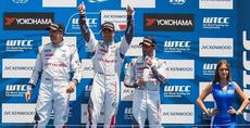 Thumbs up for Sebastien Loeb Race 1 winner_teaser