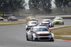 WTCC 2015: Slovakia Racing Action