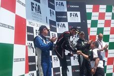 FIA ETCC Champions on Podium