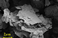 YOKOHAMA Inner Liner - Microphotograph of flat talc