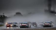 WTCC - Downpour at Slovakiaring