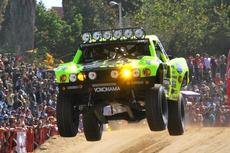 Cam Steele racing to third place in the 2014 Baja 1000