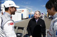 FIA President Jean Todt speaks to Citroen Drivers Lopez and Ma