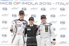 ETCC Drivers with Niklas Mackshin in the centre