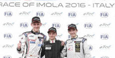 ETCC Drivers with Niklas Mackshin in the centre