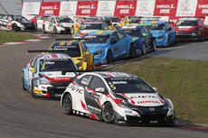 Thrills in the FIA WTCC