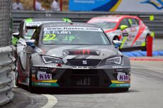 Petr Fulin leads the FIA ETCC