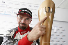 Fulin showing his FIA ETCC Title Trophy